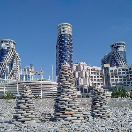 Apartment On Sherif Khimshiashvili Street 15B Batumi Exterior foto