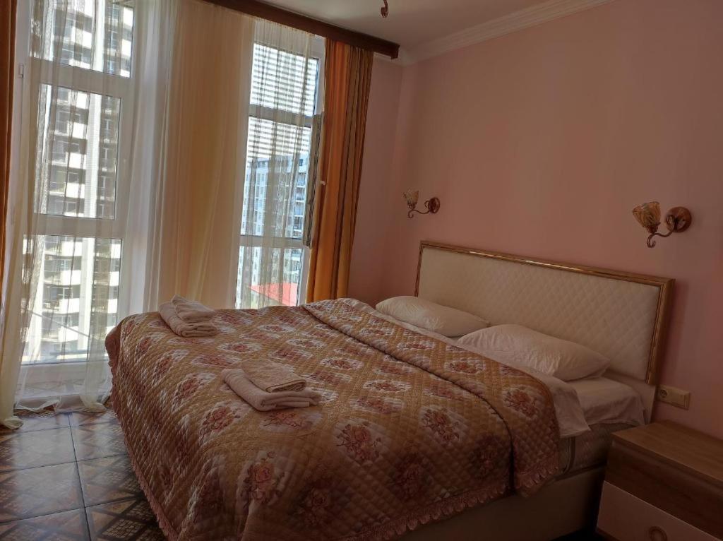 Apartment On Sherif Khimshiashvili Street 15B Batumi Exterior foto