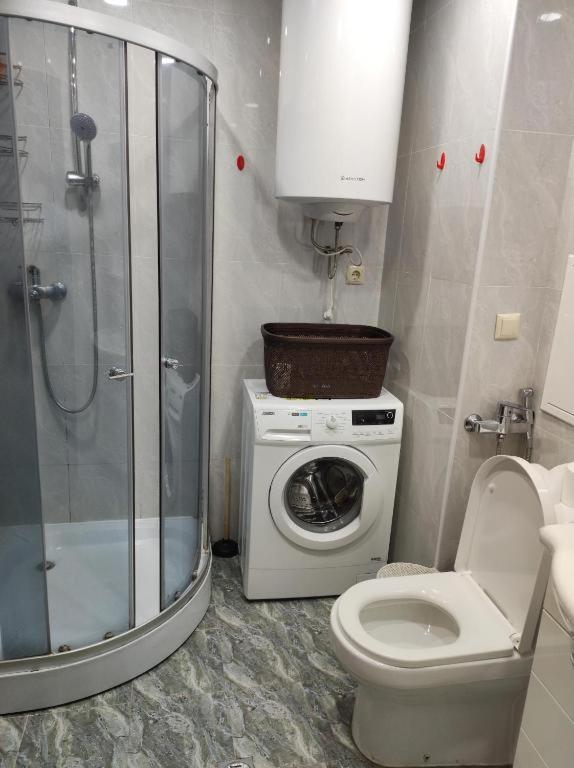 Apartment On Sherif Khimshiashvili Street 15B Batumi Exterior foto