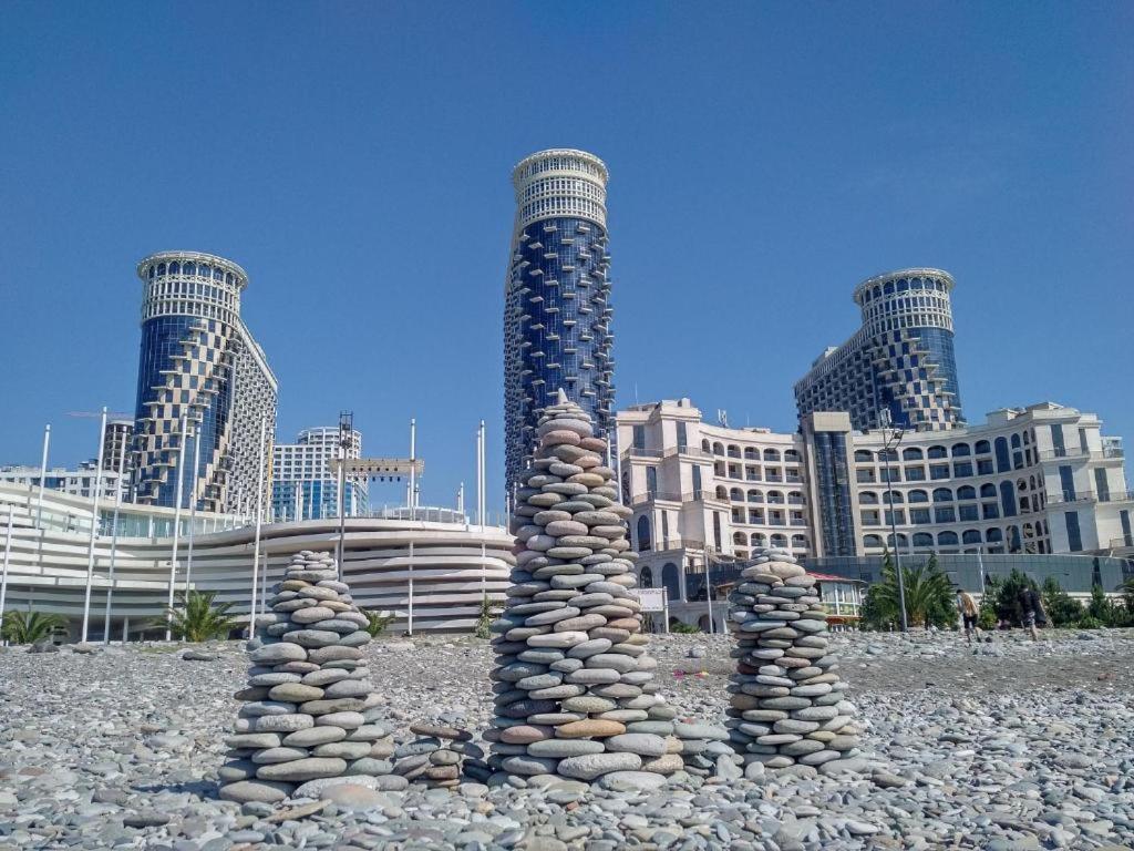 Apartment On Sherif Khimshiashvili Street 15B Batumi Exterior foto