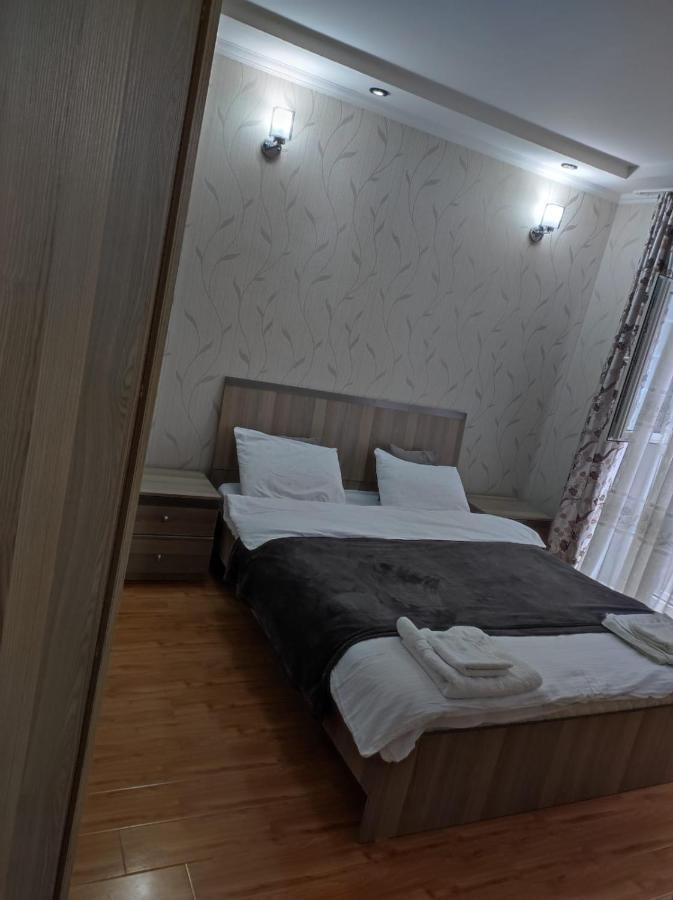 Apartment On Sherif Khimshiashvili Street 15B Batumi Exterior foto