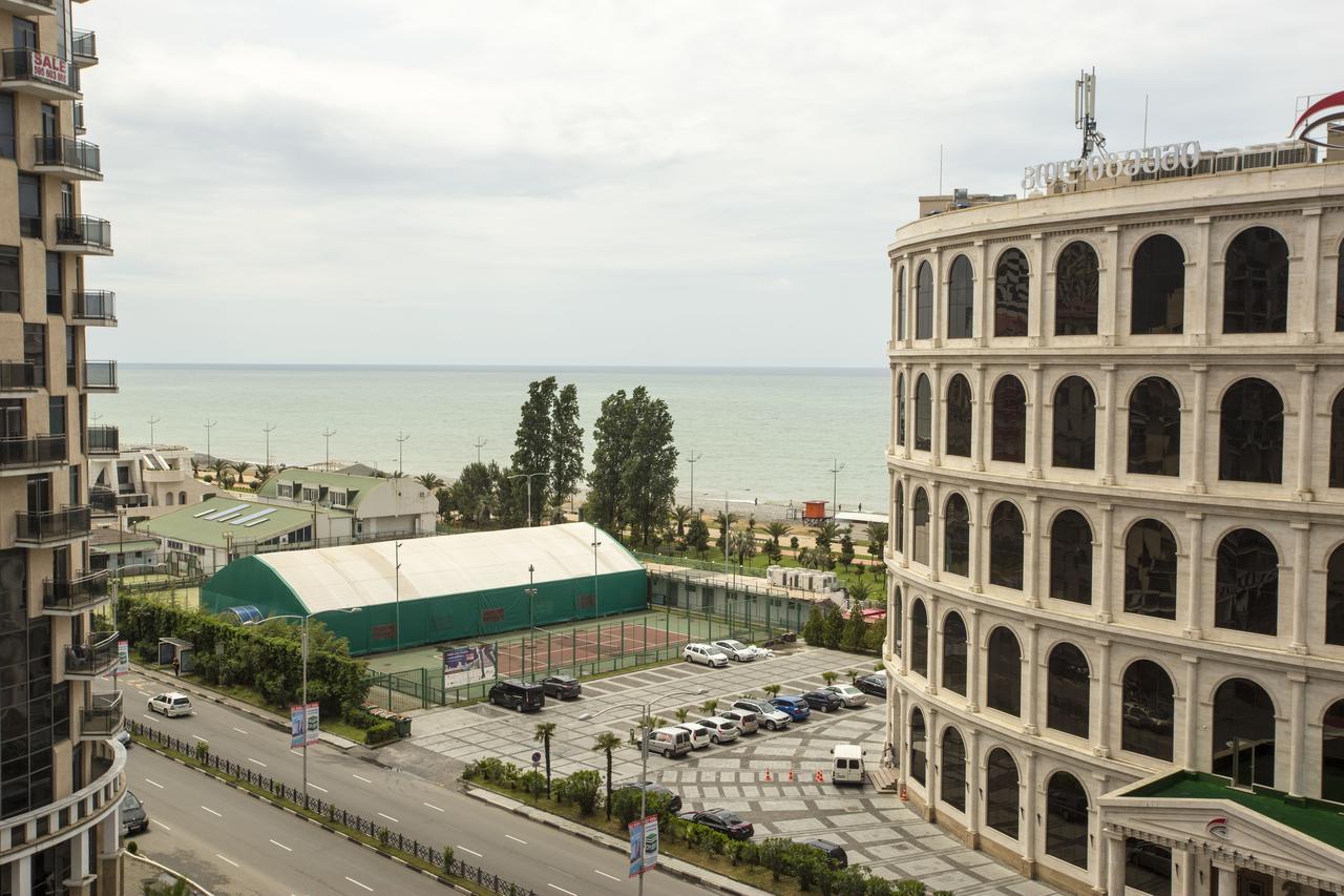 Apartment On Sherif Khimshiashvili Street 15B Batumi Exterior foto