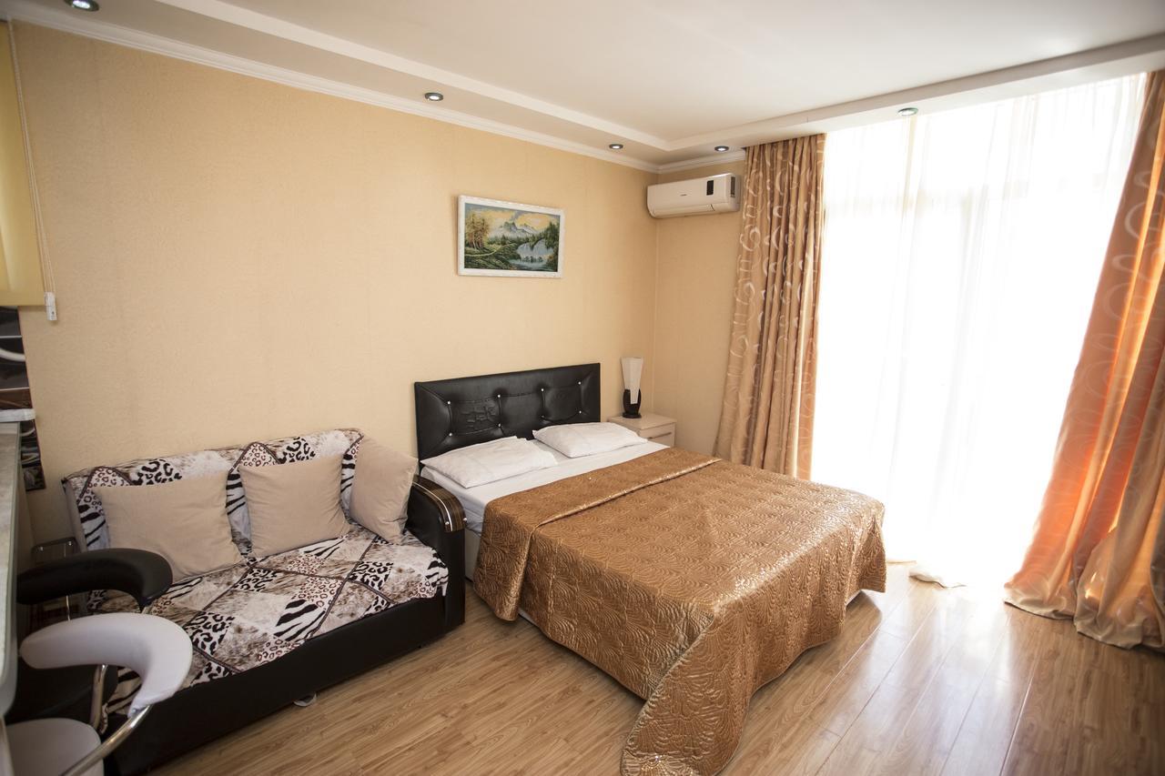 Apartment On Sherif Khimshiashvili Street 15B Batumi Exterior foto
