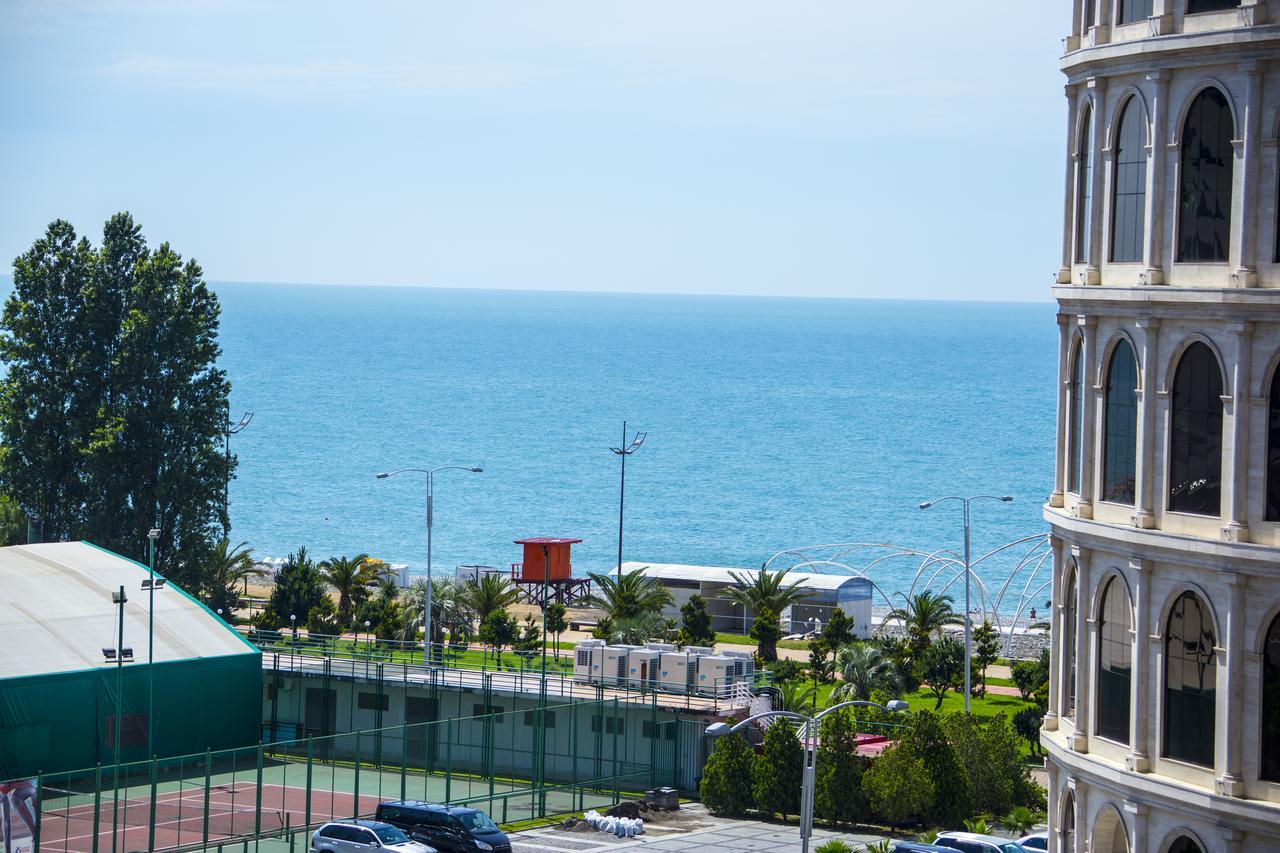 Apartment On Sherif Khimshiashvili Street 15B Batumi Exterior foto