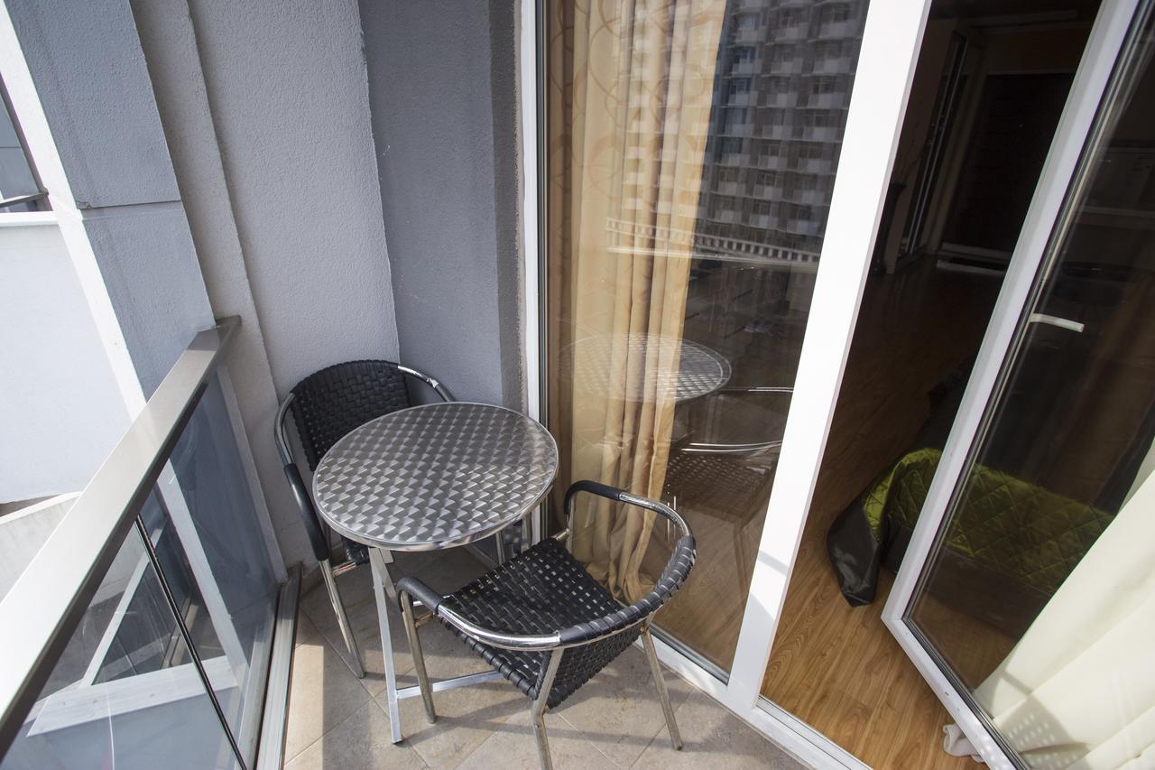 Apartment On Sherif Khimshiashvili Street 15B Batumi Exterior foto